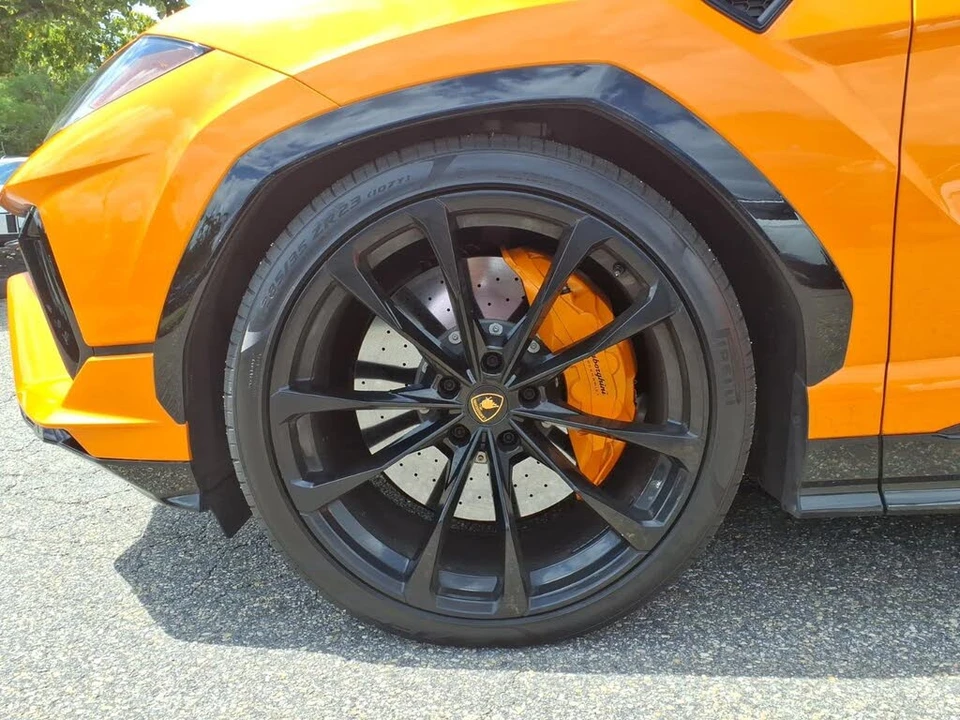 2023 Lamborghini Urus S - Image 8 of 30