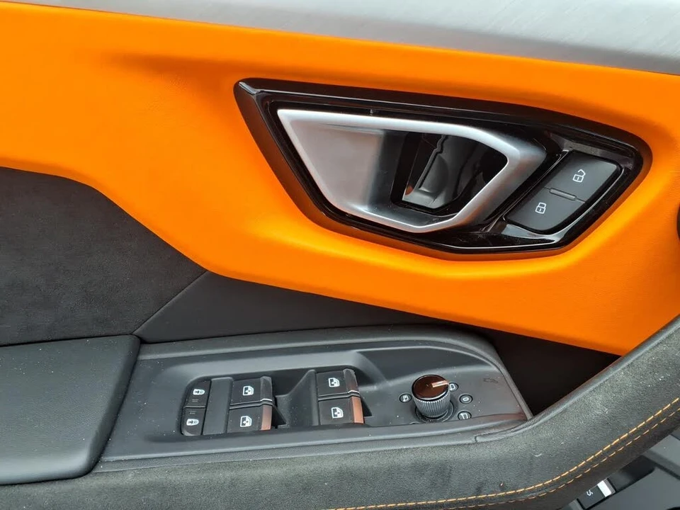 2023 Lamborghini Urus S - Image 28 of 30