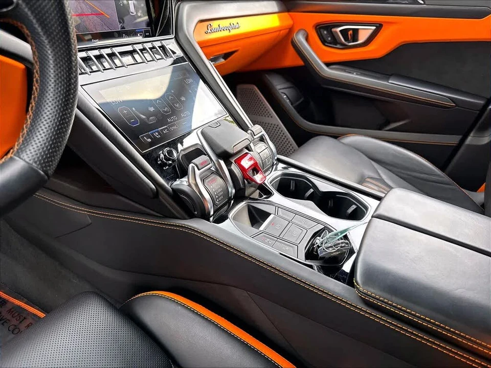 2023 Lamborghini Urus S - Image 18 of 31