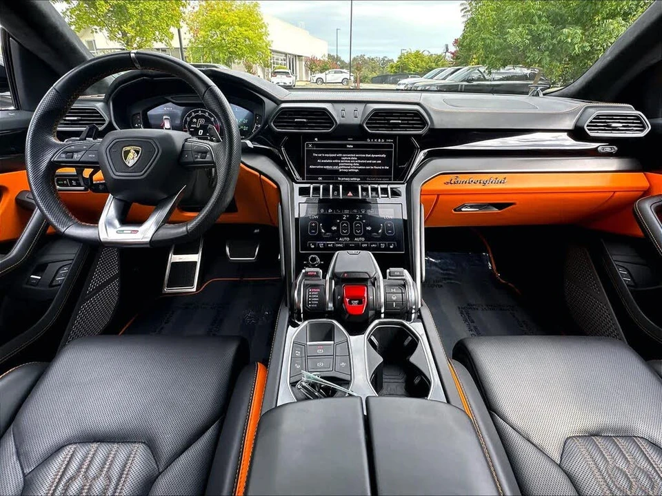 2023 Lamborghini Urus S - Image 16 of 31