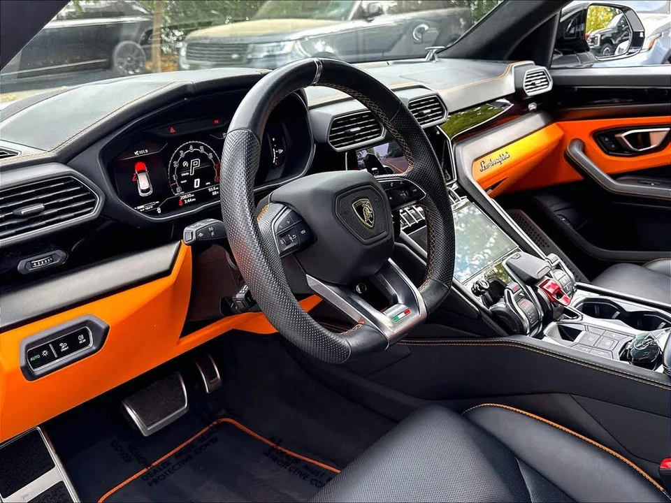 2023 Lamborghini Urus S - Image 15 of 31