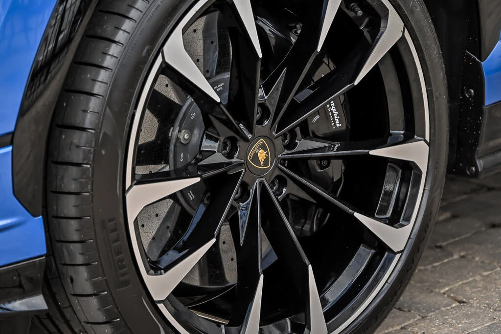 2023 Lamborghini Urus S - Image 8 of 31