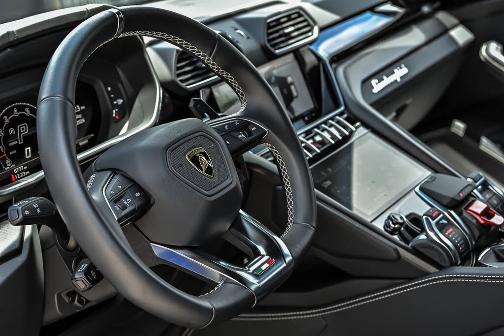 2023 Lamborghini Urus S - Image 26 of 31