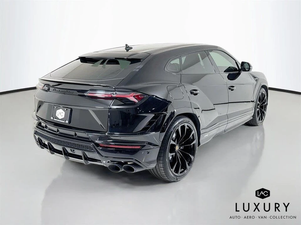 2023 Lamborghini Urus S - Image 6 of 6