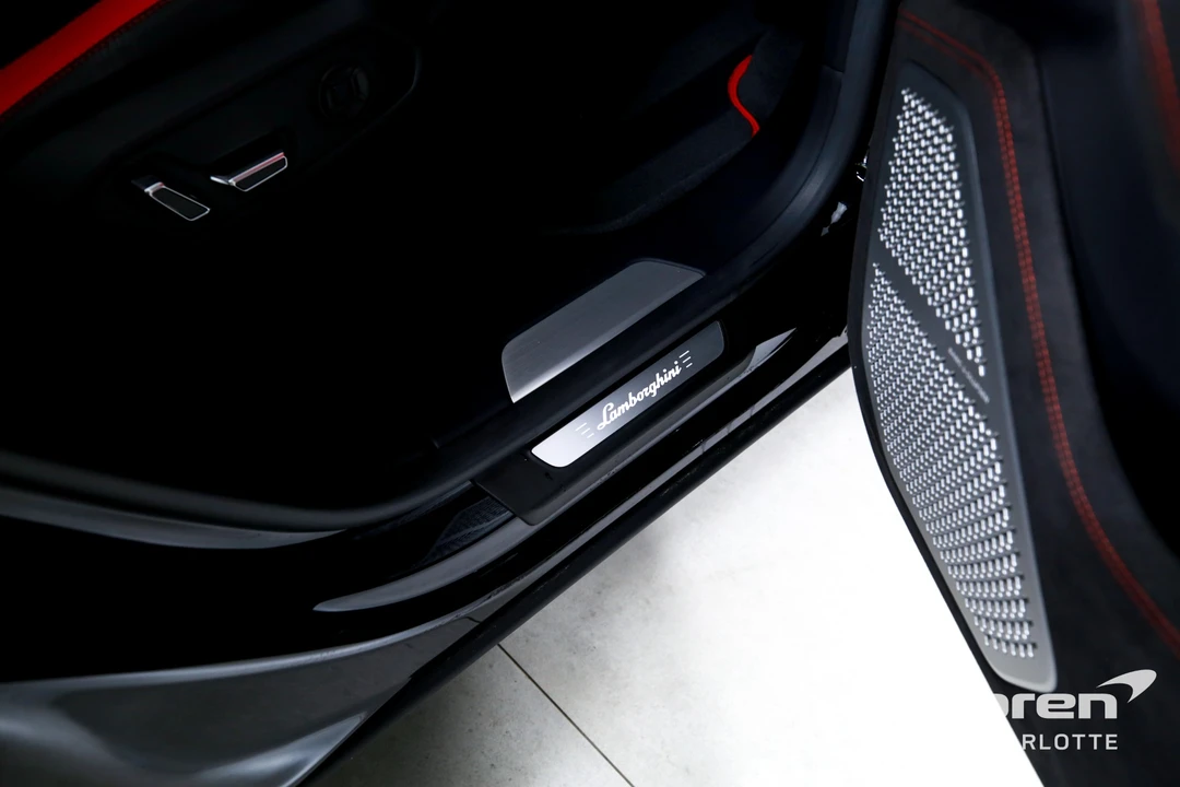2023 Lamborghini Urus S - Image 30 of 31