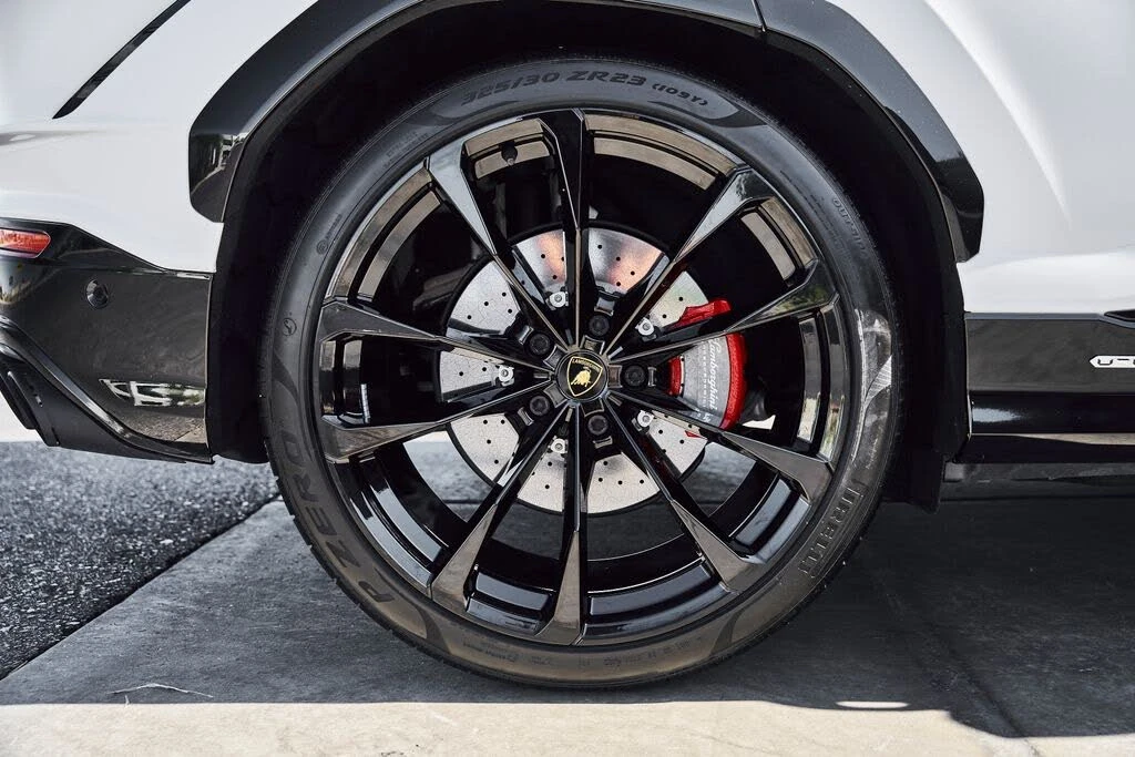 2023 Lamborghini Urus S - Image 24 of 31