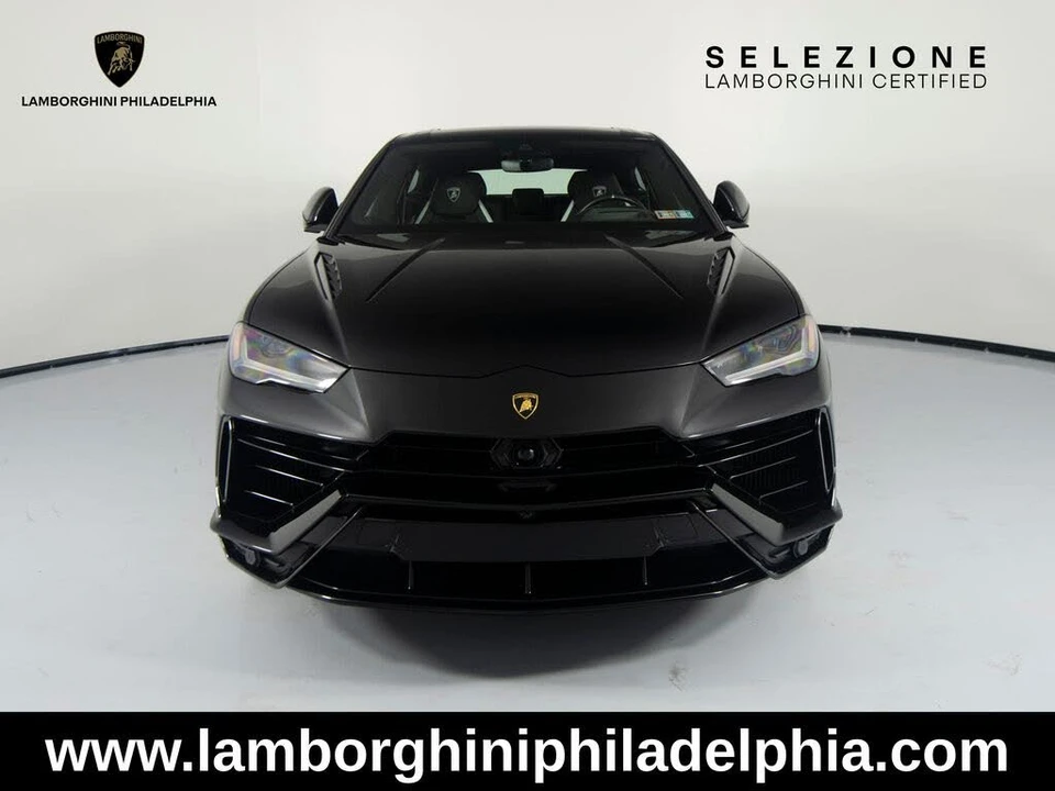 2023 Lamborghini Urus S - Image 2 of 31