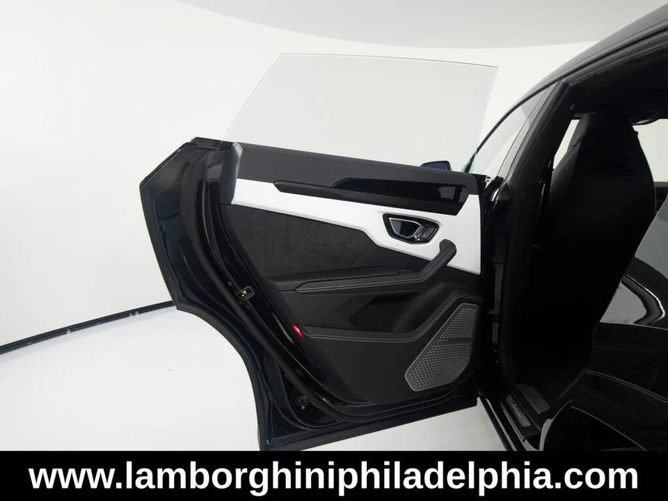 2023 Lamborghini Urus S - Image 10 of 31