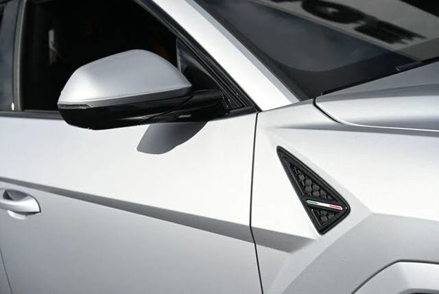 2023 Lamborghini Urus S - Image 4 of 31