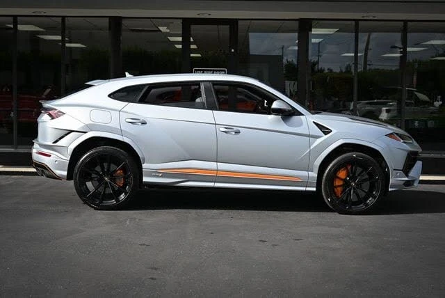 2023 Lamborghini Urus S - Image 16 of 31