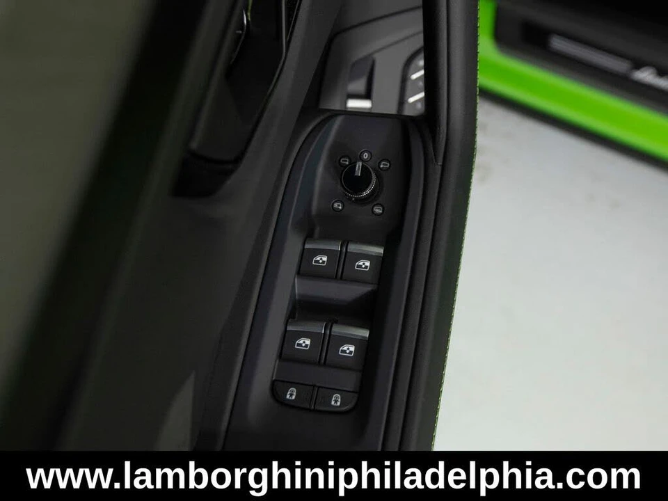 2023 Lamborghini Urus S - Image 15 of 31