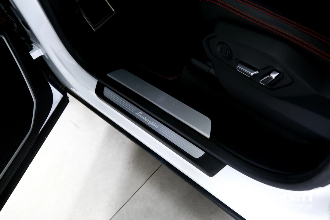 2023 Lamborghini Urus S - Image 16 of 31