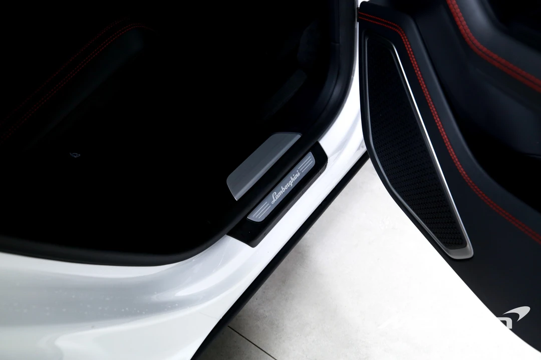 2023 Lamborghini Urus S - Image 24 of 31