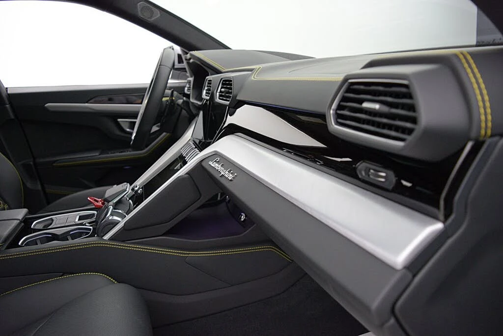 2023 Lamborghini Urus S - Image 29 of 31