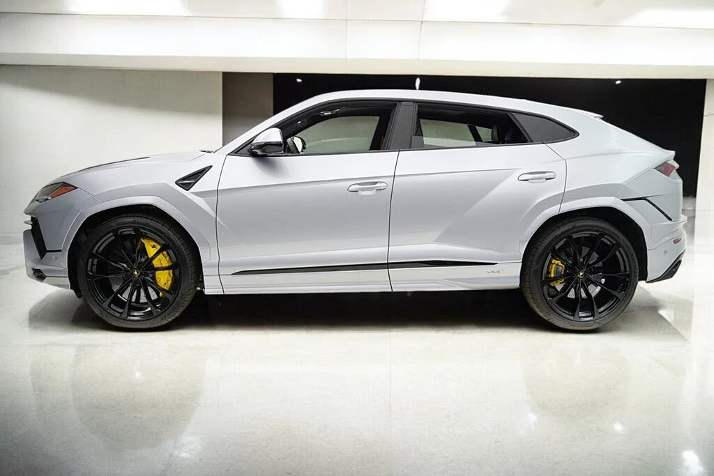 2023 Lamborghini Urus S - Image 3 of 31