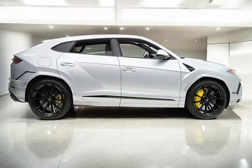 2023 Lamborghini Urus S - Image 12 of 31