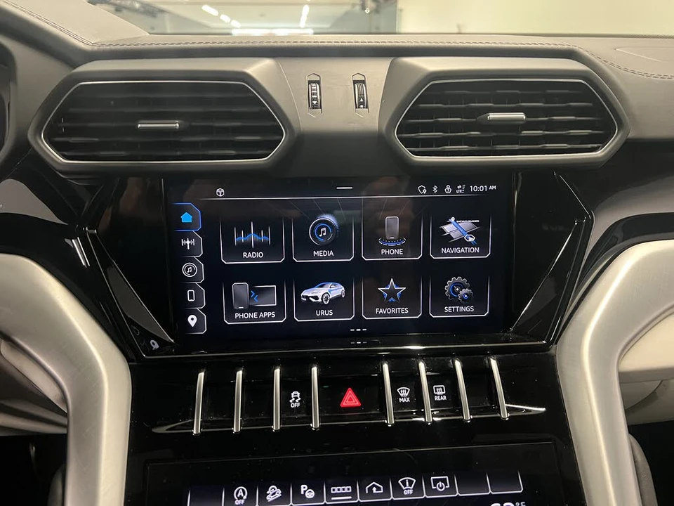 2023 Lamborghini Urus S - Image 29 of 31