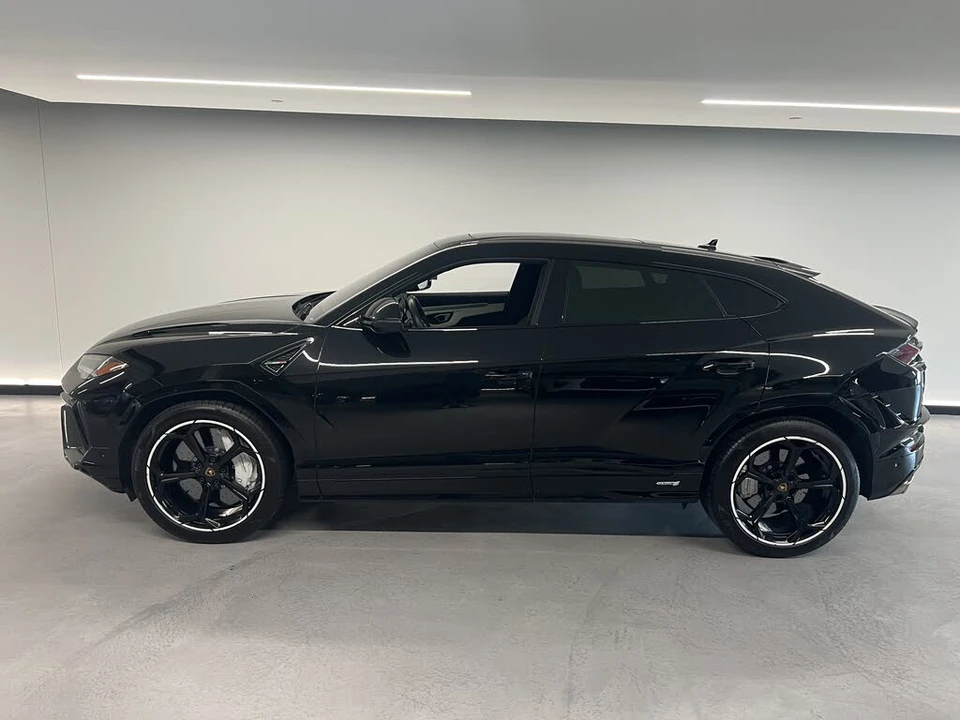 2023 Lamborghini Urus S - Image 3 of 31