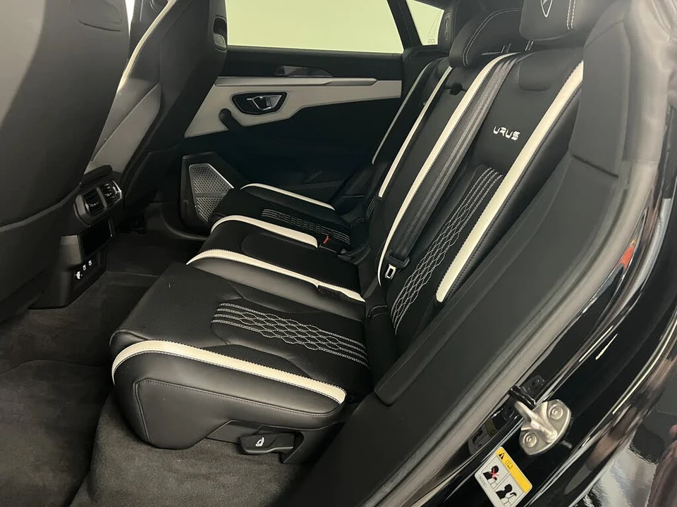 2023 Lamborghini Urus S - Image 16 of 31