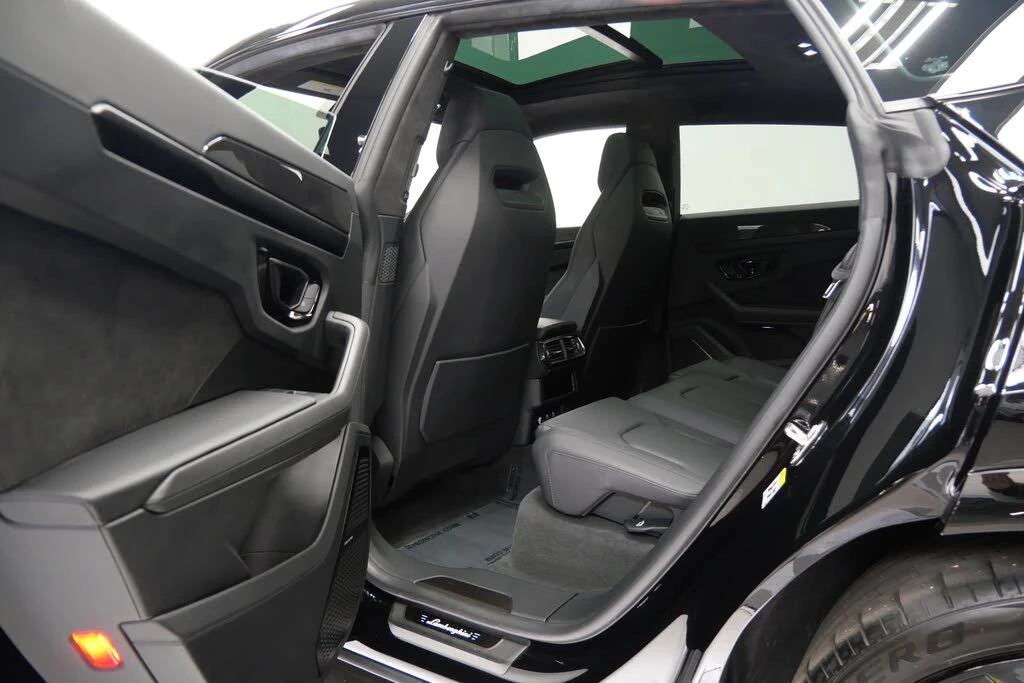 2023 Lamborghini Urus S - Image 31 of 31
