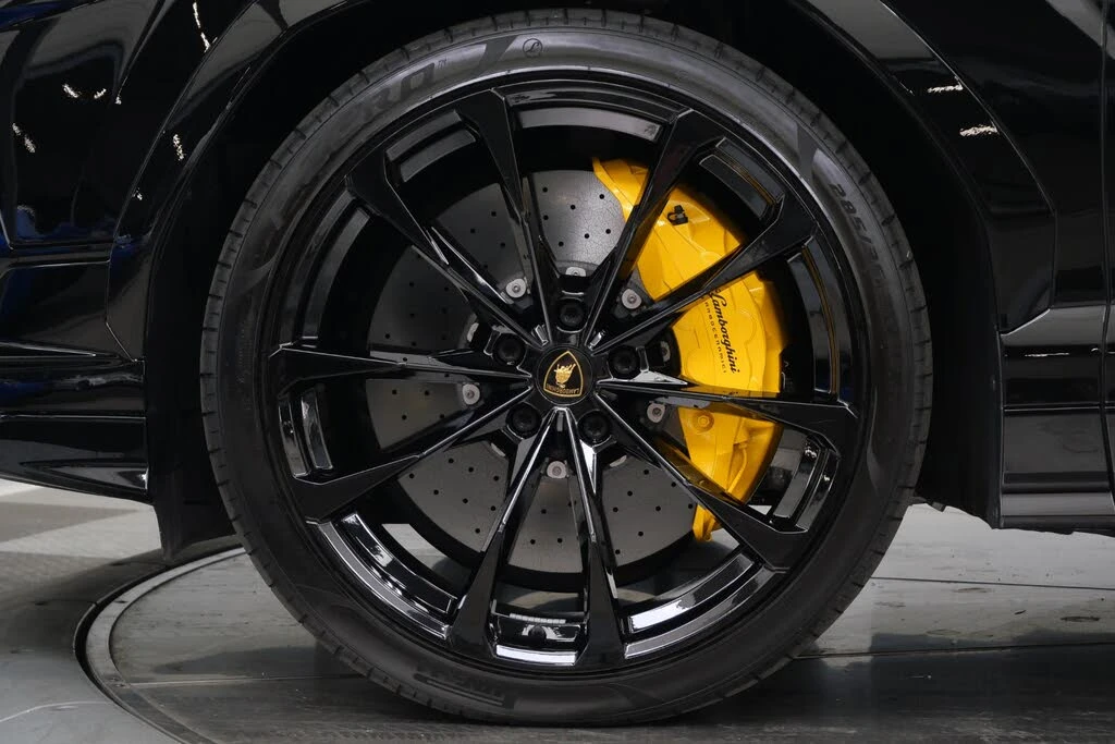 2023 Lamborghini Urus S - Image 10 of 31