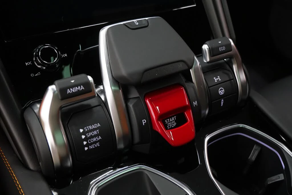 2023 Lamborghini Urus S - Image 28 of 31