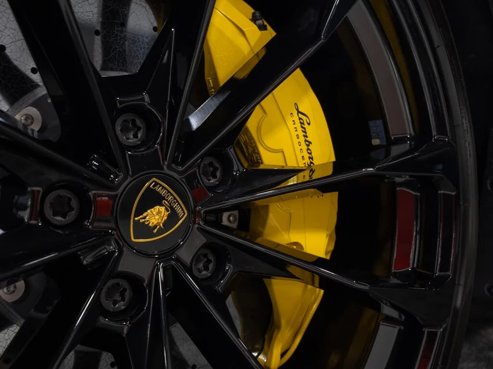 2023 Lamborghini Urus S - Image 19 of 31