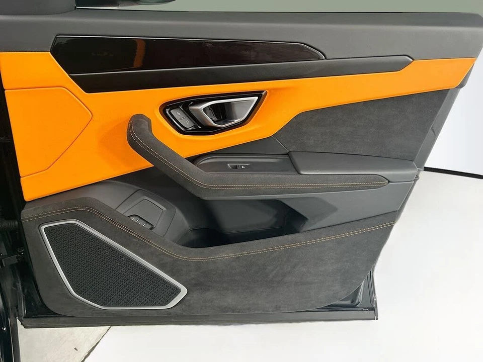 2023 Lamborghini Urus S - Image 24 of 31