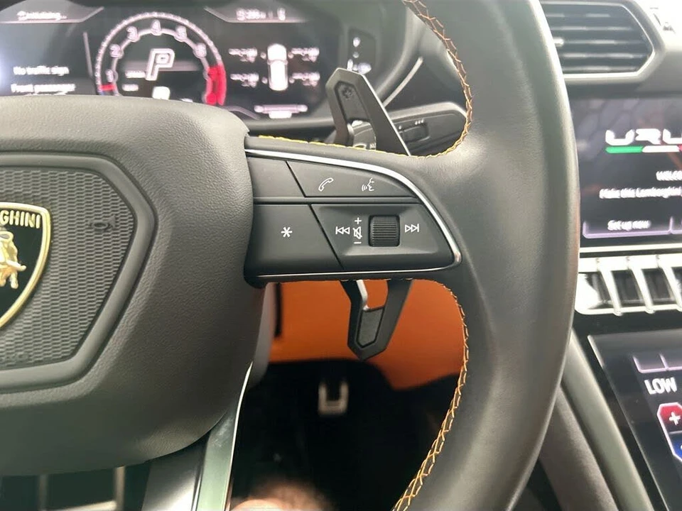 2023 Lamborghini Urus S - Image 12 of 31