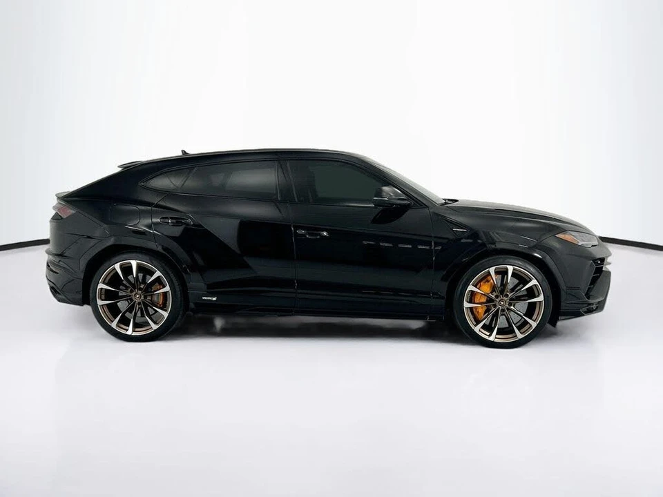 2023 Lamborghini Urus S - Image 4 of 31
