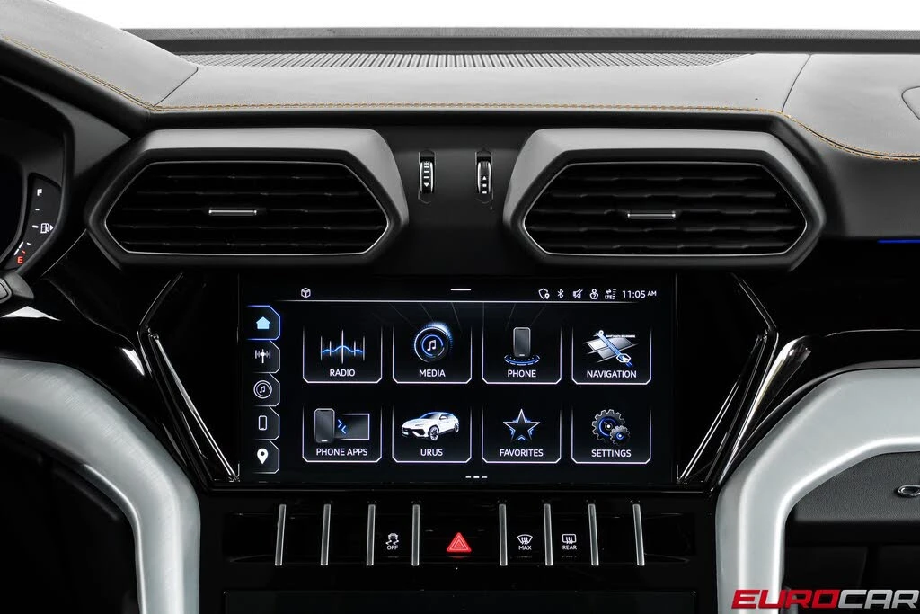 2023 Lamborghini Urus S - Image 28 of 31