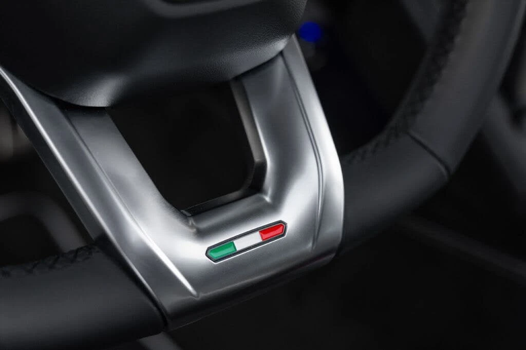 2023 Lamborghini Urus S - Image 16 of 31
