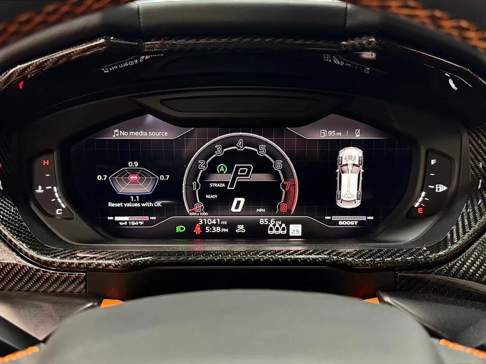 2023 Lamborghini Urus S - Image 12 of 31