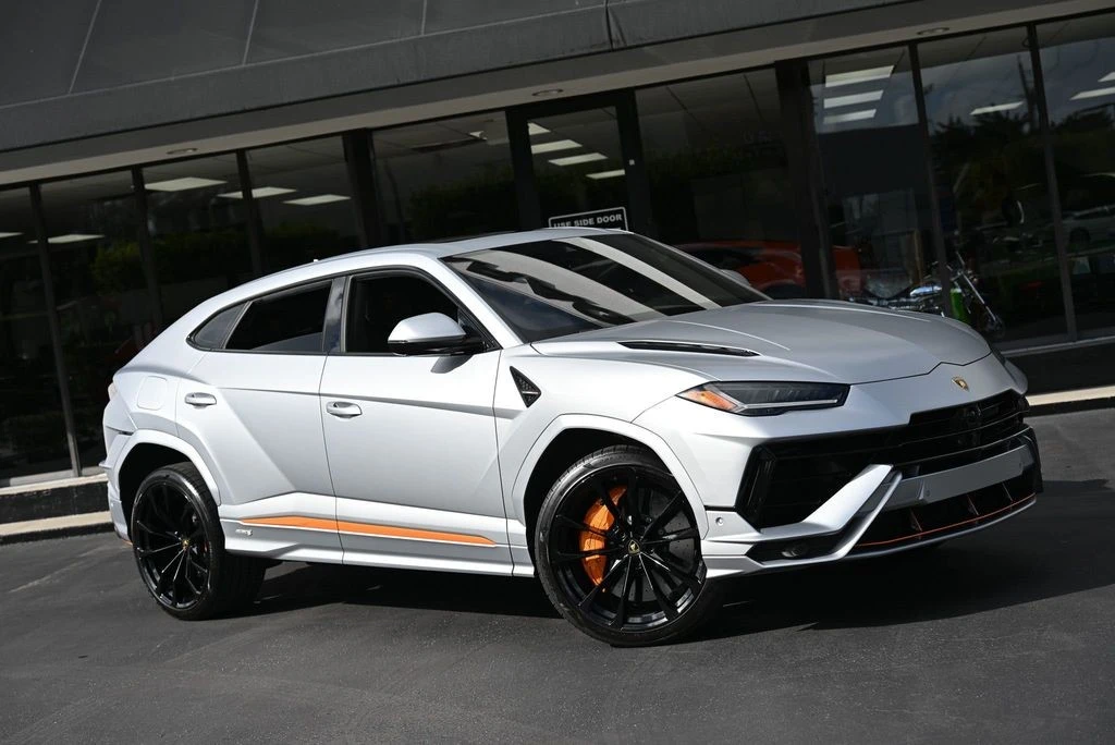 2023 Lamborghini Urus S - Image 2 of 12