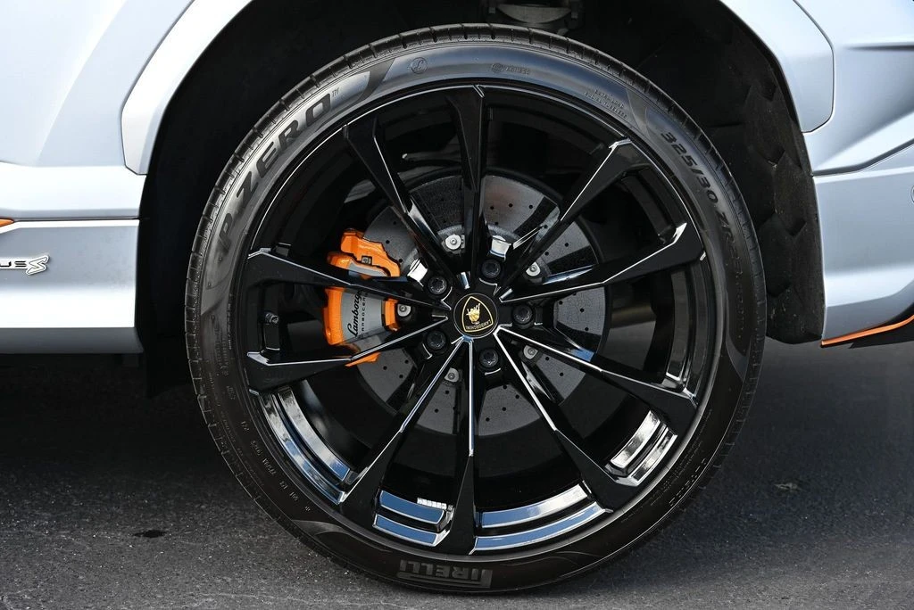 2023 Lamborghini Urus S - Image 10 of 12