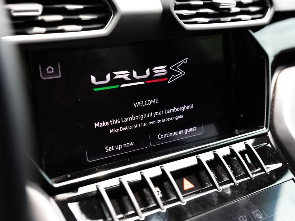 2023 Lamborghini Urus S - Image 13 of 31
