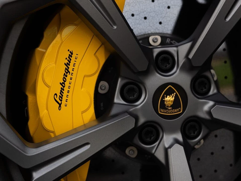 2023 Lamborghini Urus S - Image 10 of 31