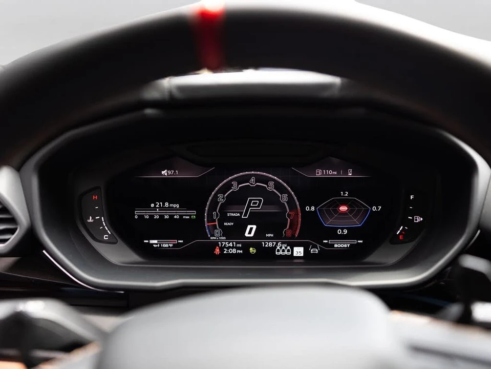 2023 Lamborghini Urus S - Image 12 of 31