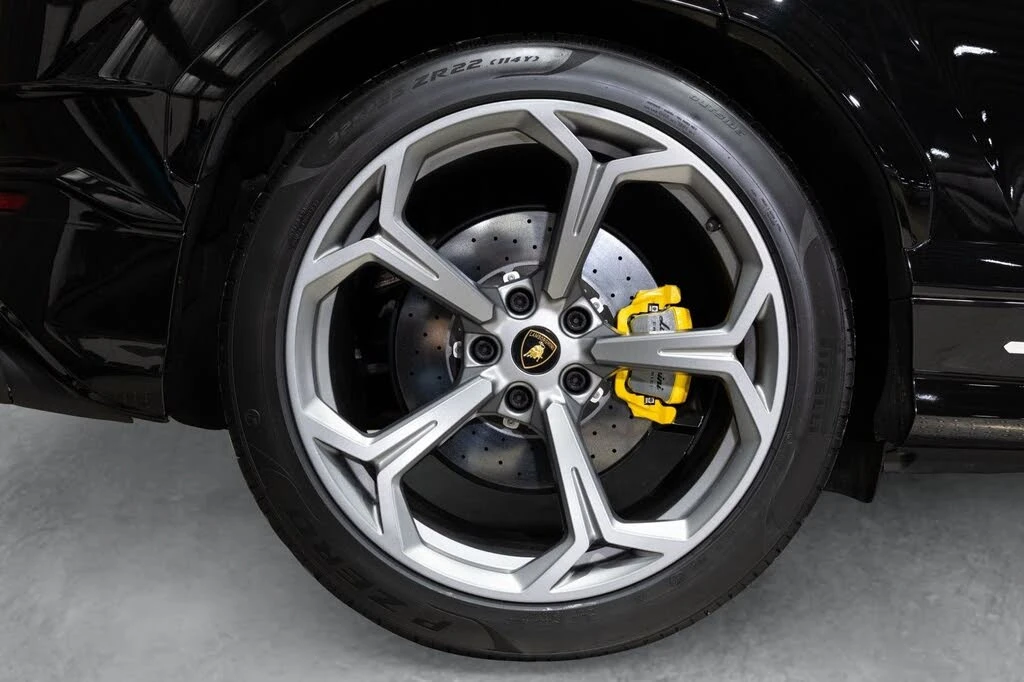 2023 Lamborghini Urus S - Image 7 of 31
