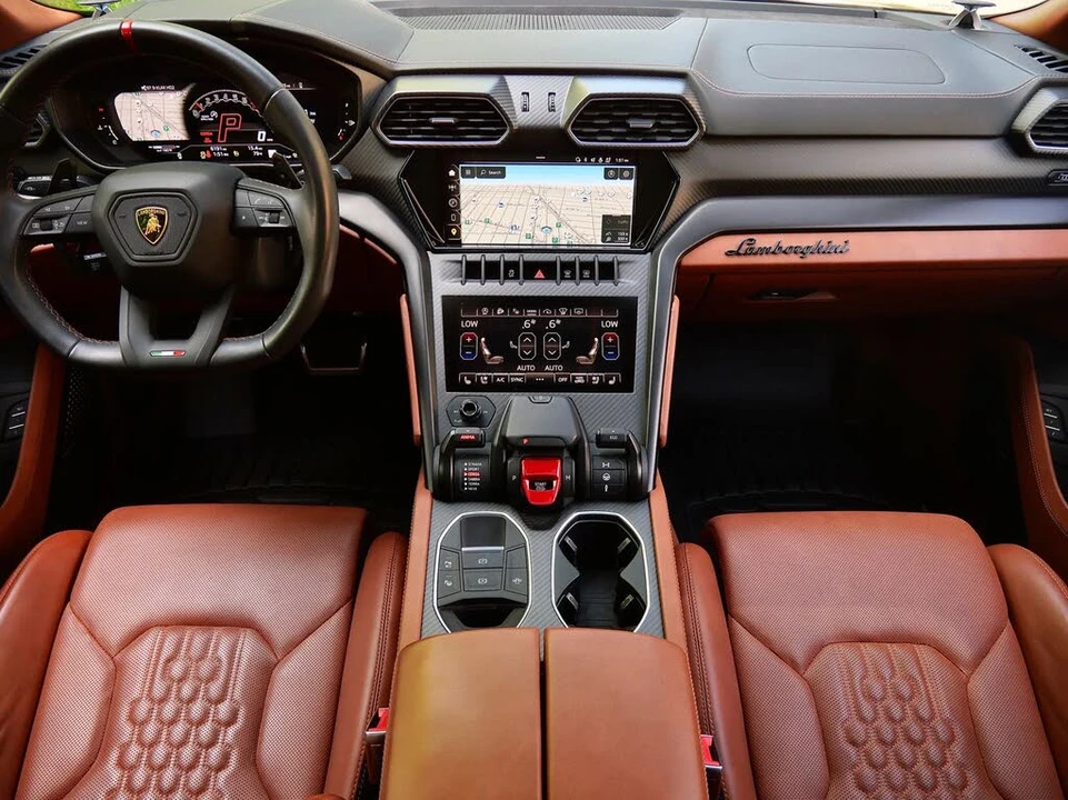 2023 Lamborghini Urus S - Image 7 of 28