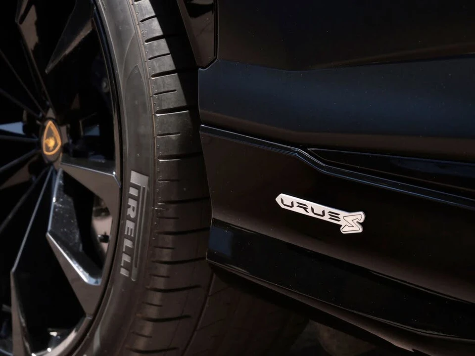 2023 Lamborghini Urus S - Image 10 of 28