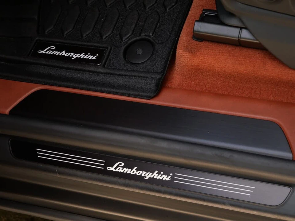 2023 Lamborghini Urus S - Image 20 of 28