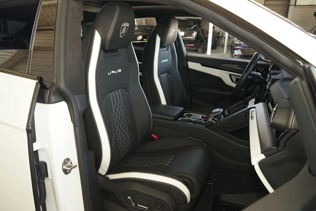 2023 Lamborghini Urus S - Image 9 of 31
