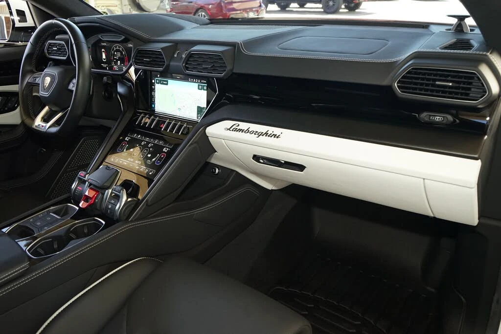 2023 Lamborghini Urus S - Image 10 of 31