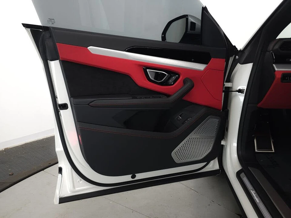 2023 Lamborghini Urus S - Image 5 of 31