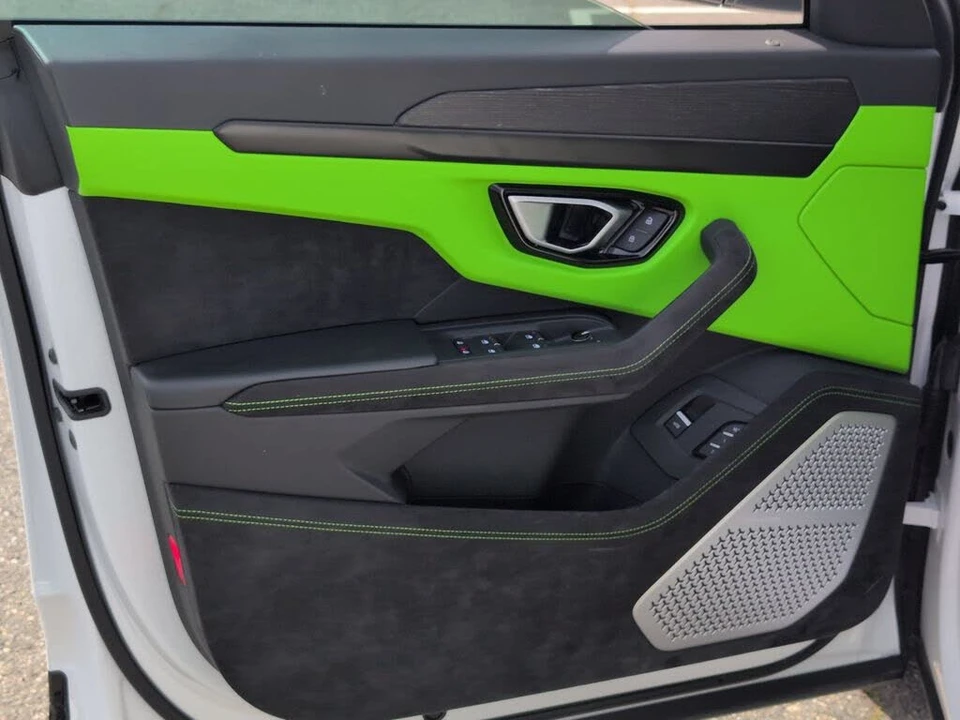 2023 Lamborghini Urus S - Image 14 of 30