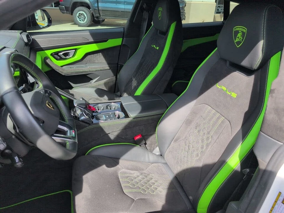 2023 Lamborghini Urus S - Image 12 of 30