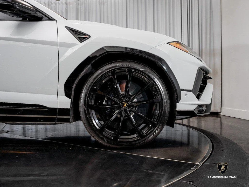 2023 Lamborghini Urus S - Image 17 of 31