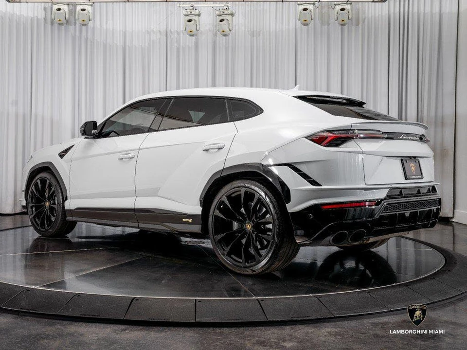 2023 Lamborghini Urus S - Image 9 of 31