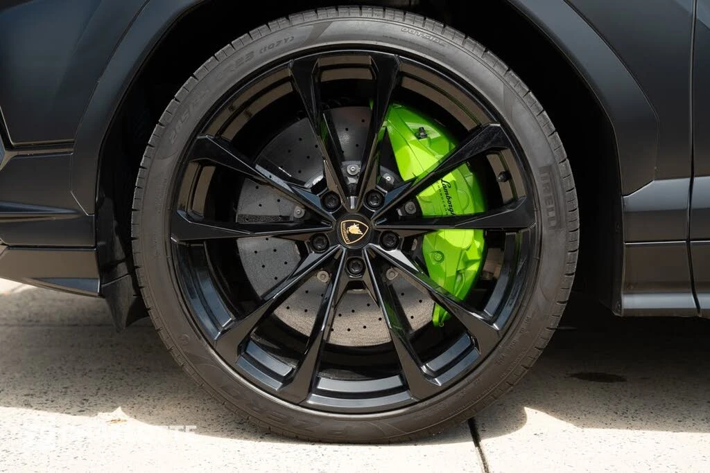 2023 Lamborghini Urus S - Image 10 of 31